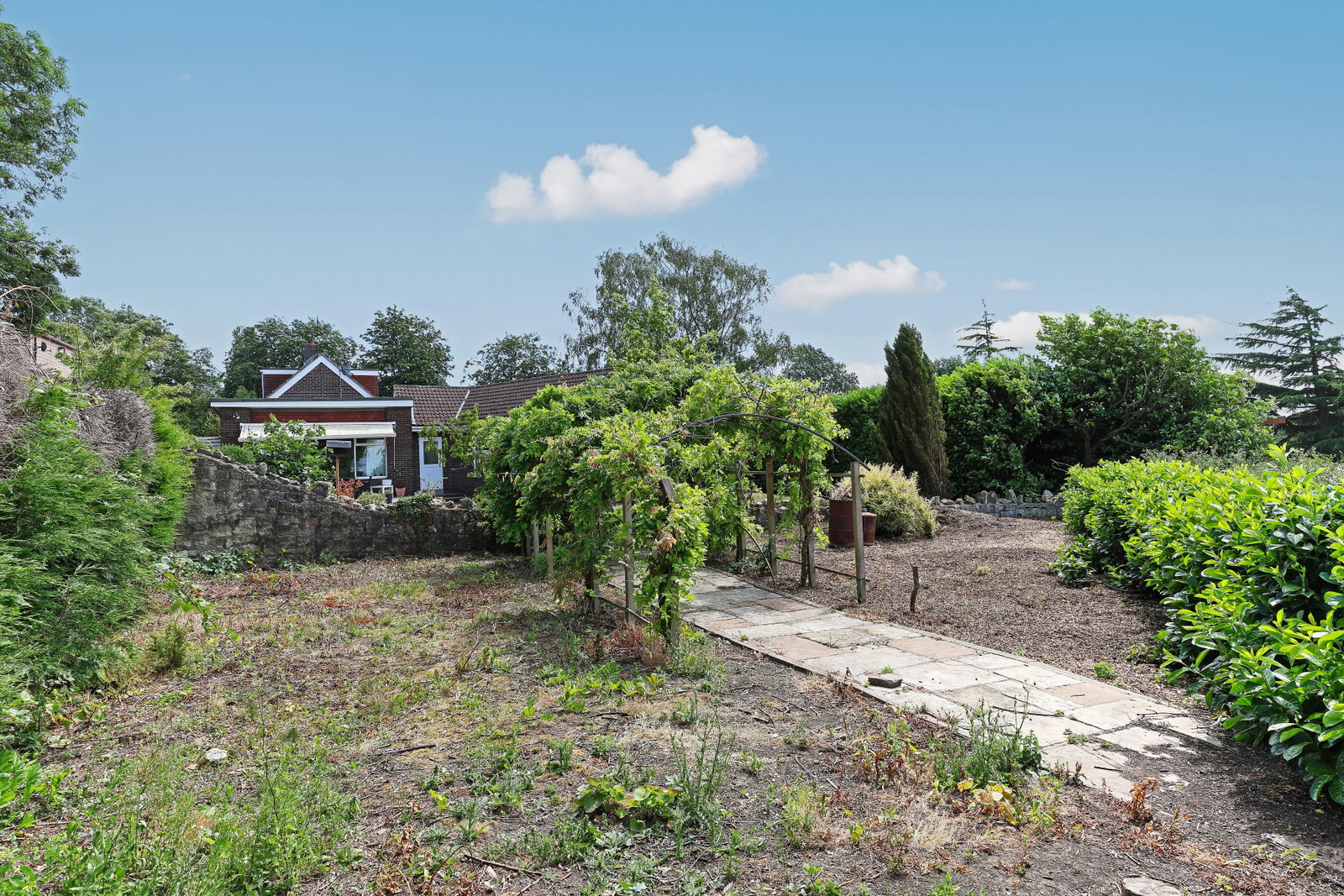 Greenfields, Hooton Lane, S25