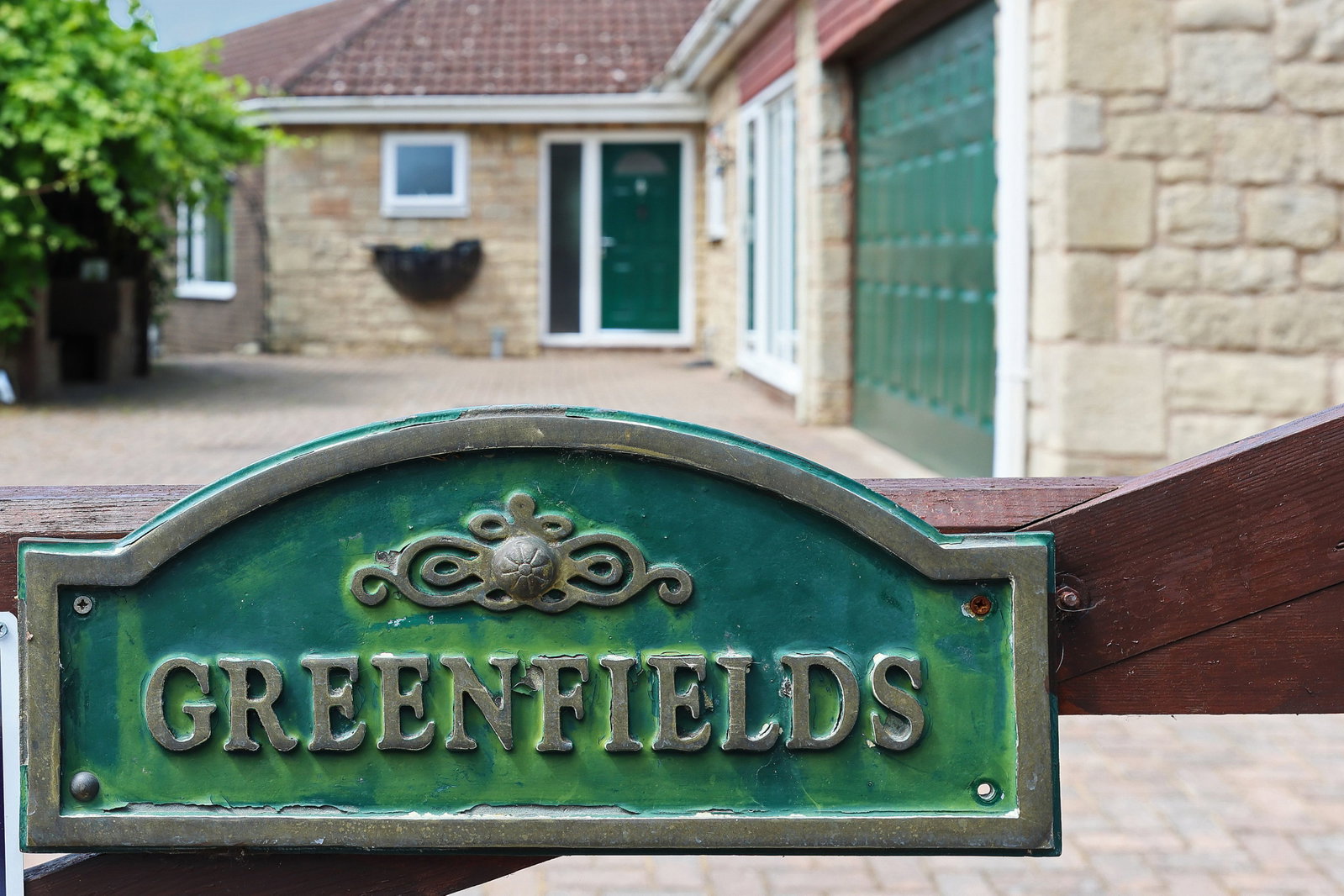 Greenfields, Hooton Lane, S25